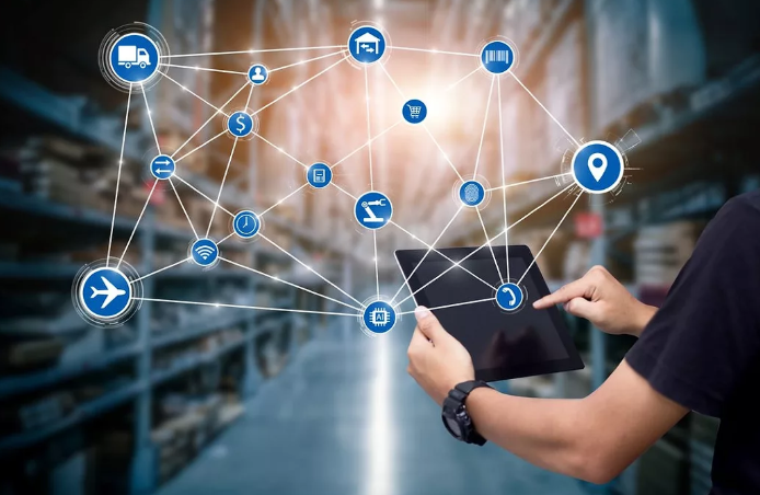 How Technology Enhances Supply Chain Management