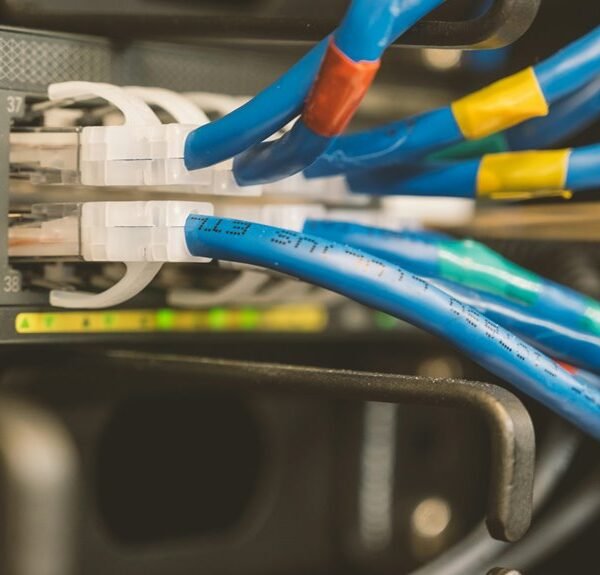 Advanced Cloud Hub 931640968 Performance